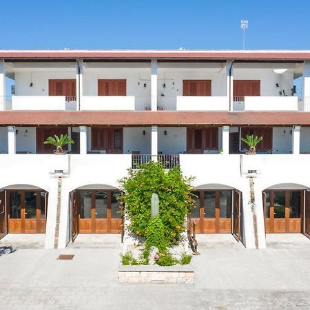 Complesso Delle Antiche Rotte Aparthotel Andrano Ngoại thất bức ảnh