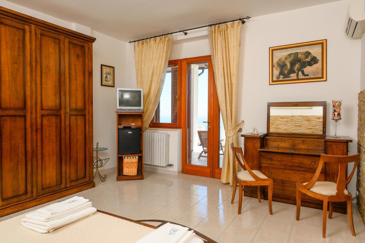 Complesso Delle Antiche Rotte Aparthotel Andrano Ngoại thất bức ảnh